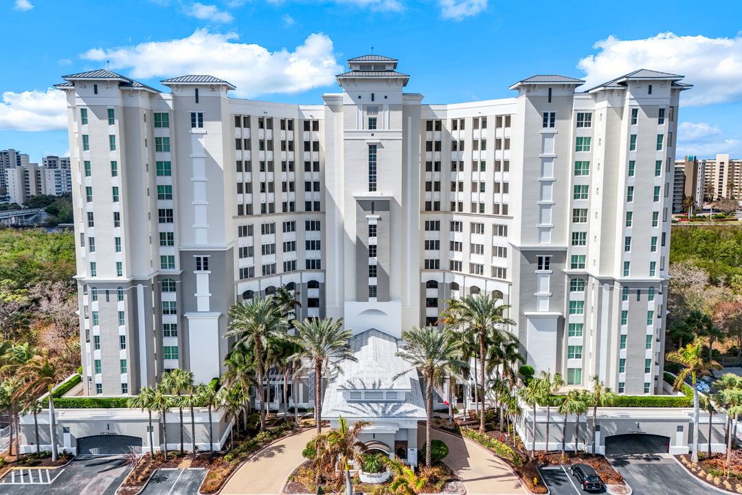 315 Dunes Blvd #604, Naples, FL 34110