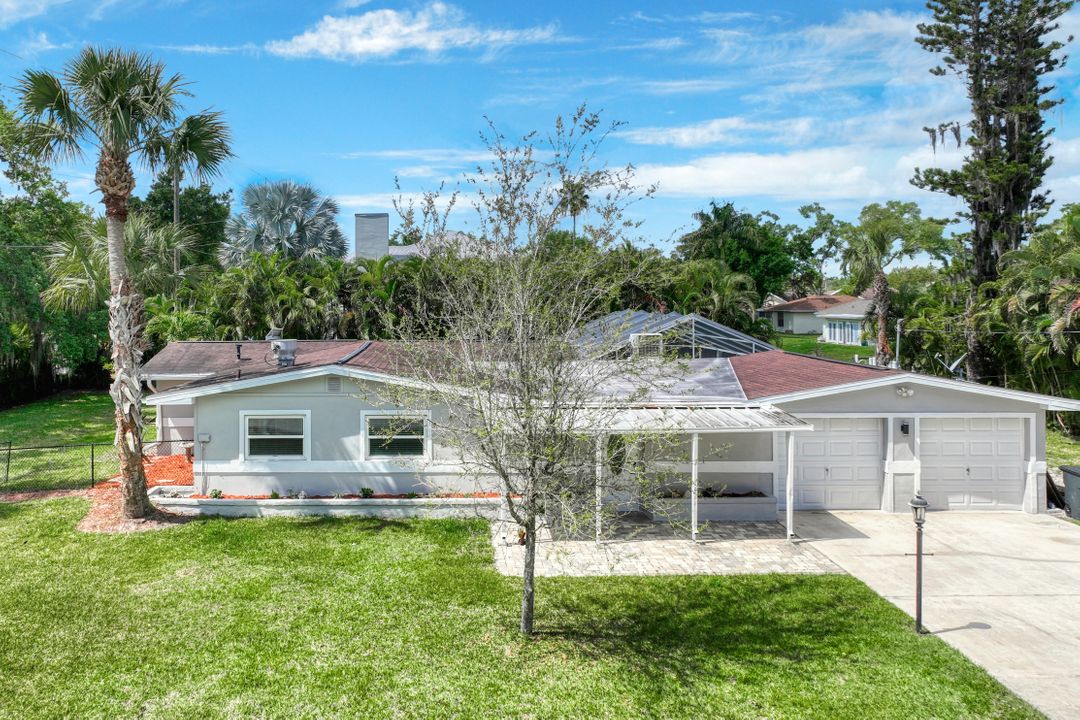 2255 Randolph Dr, Fort Myers, FL 33905