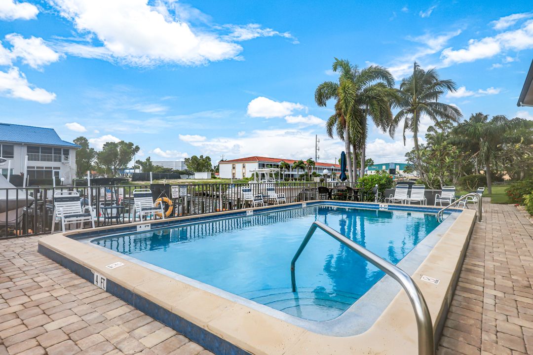 1628 SE 46th St #10, Cape Coral, FL 33904