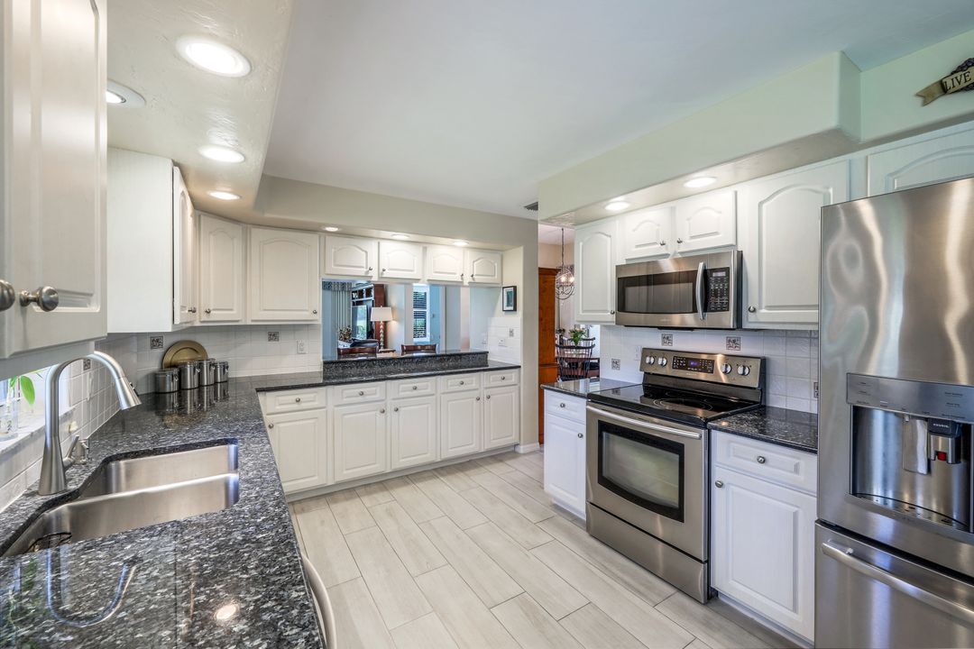 13310 Southampton Dr, Bonita Springs, FL 34135