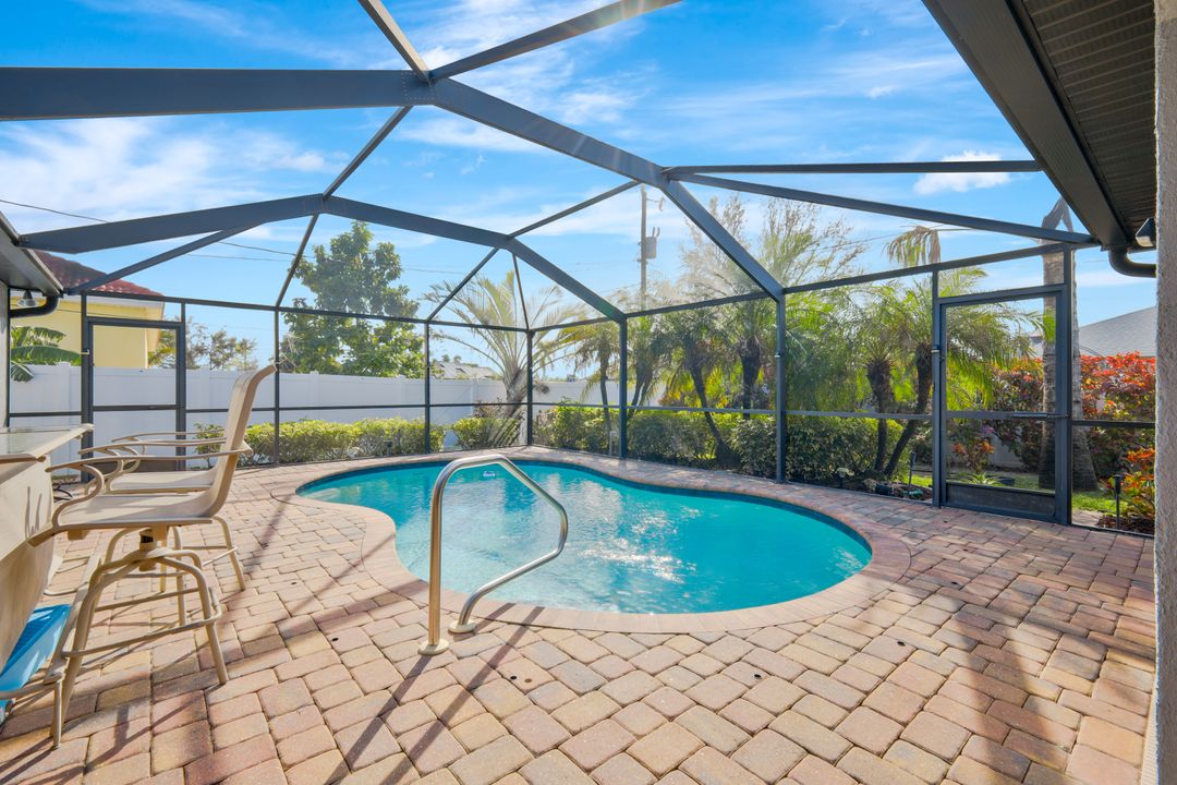 1404 NW 4th St, Cape Coral, FL 33993