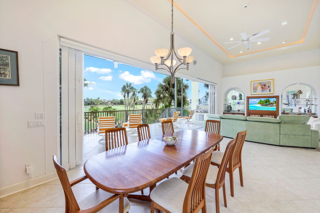 861 Hideaway Cir W, Marco Island, FL 34145