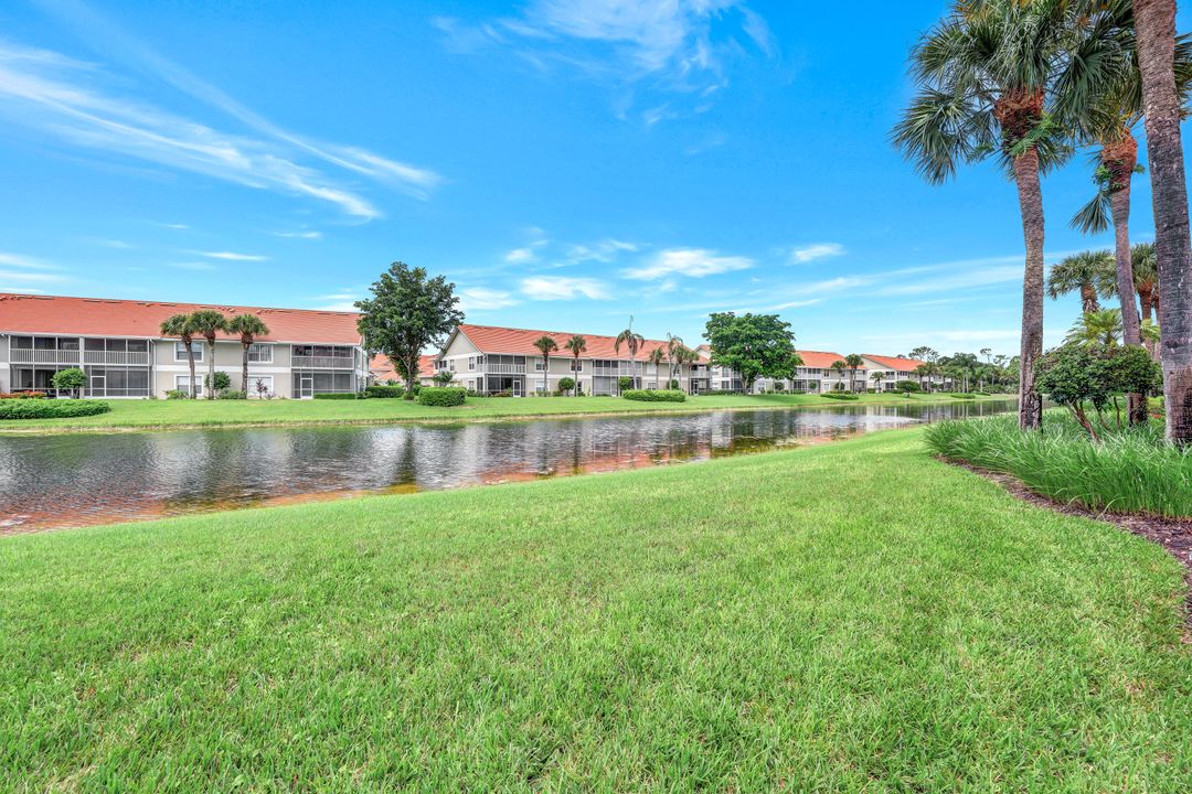 5220 Birmingham Dr #201, Naples, FL 34110