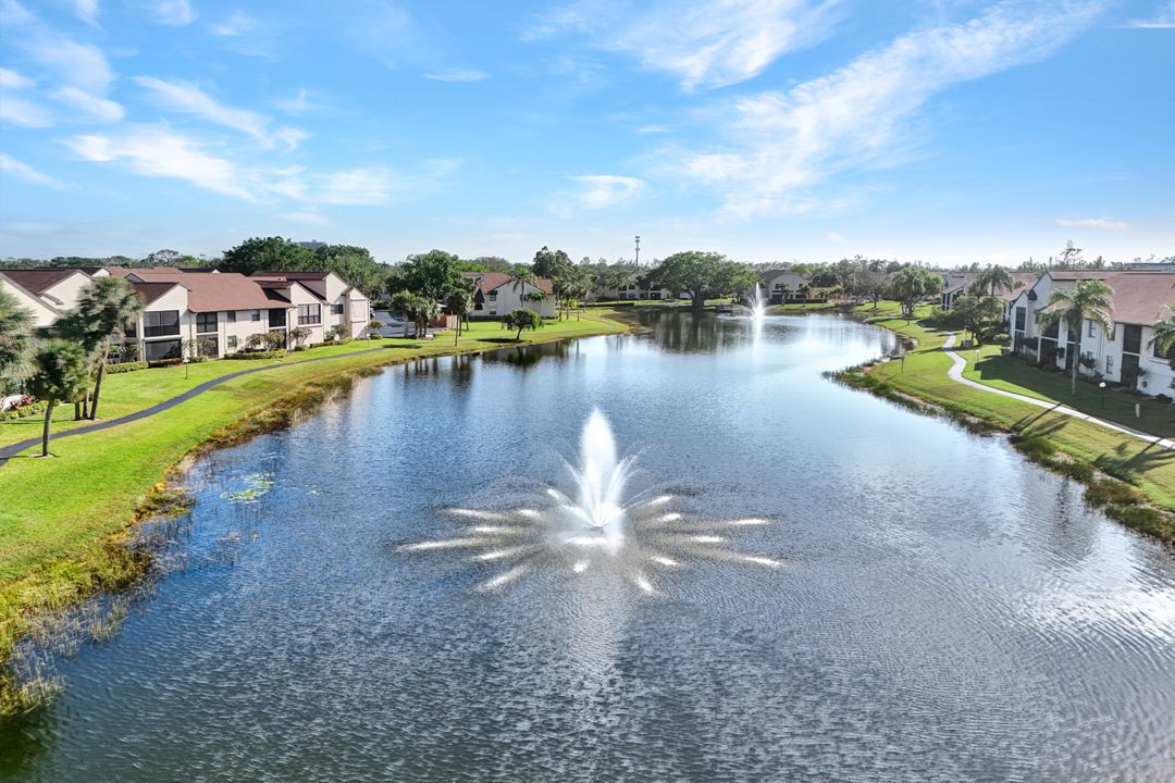 8595 Charter Club Cir #4, Fort Myers, FL 33919