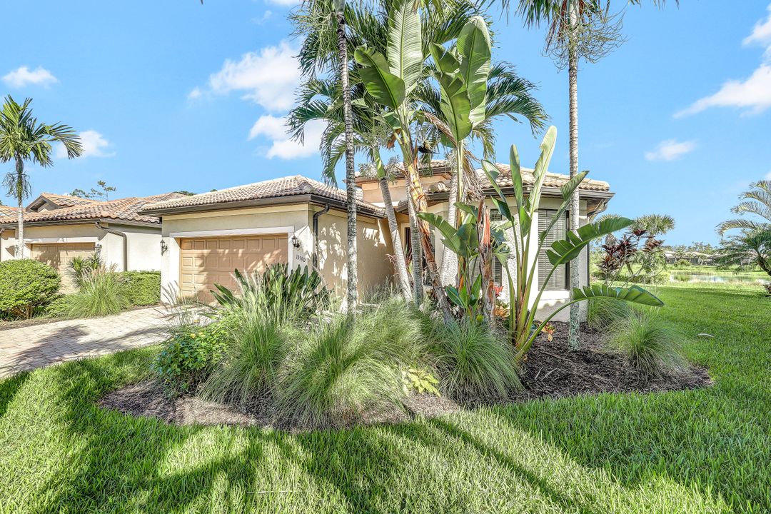 13590 San Georgio Dr, Estero, FL 33928