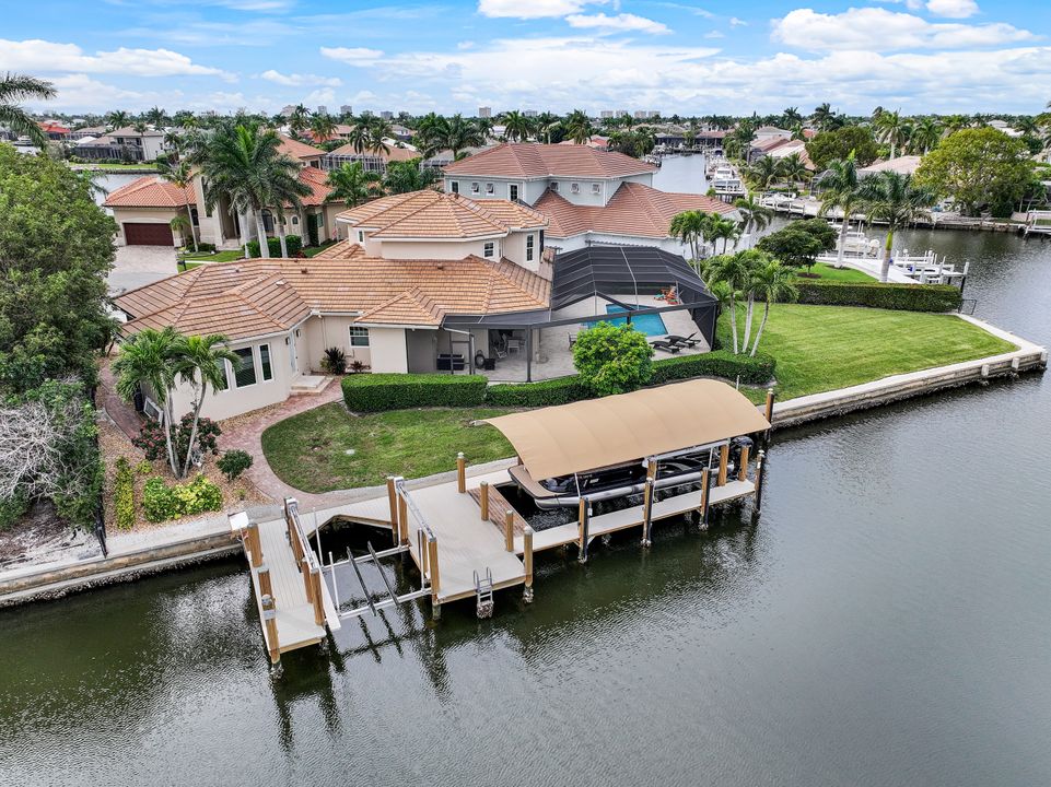 95 Anchor Ct, Marco Island, FL 34145