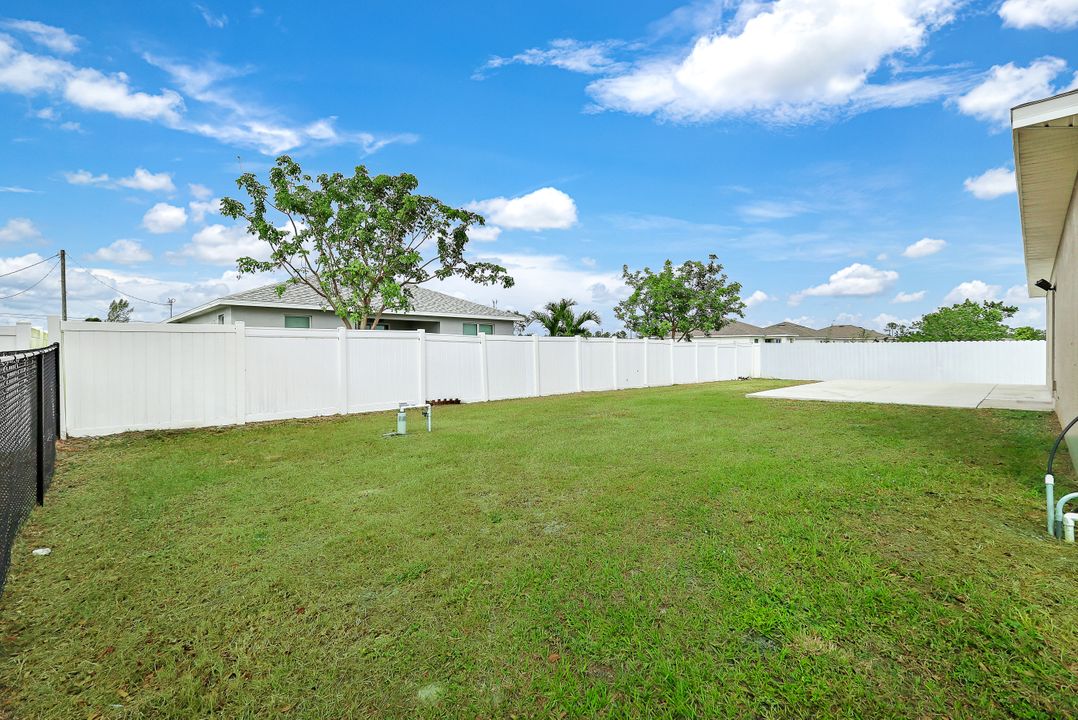 2902 NW 8th Pl, Cape Coral, FL 33993