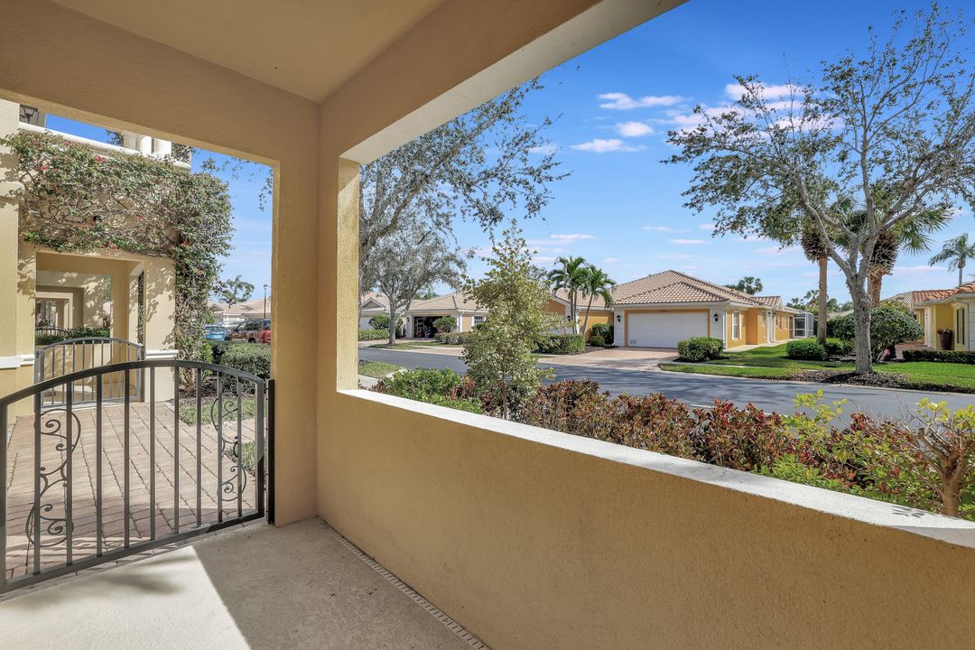 29048 Alessandria Cir, Bonita Springs, FL 34135