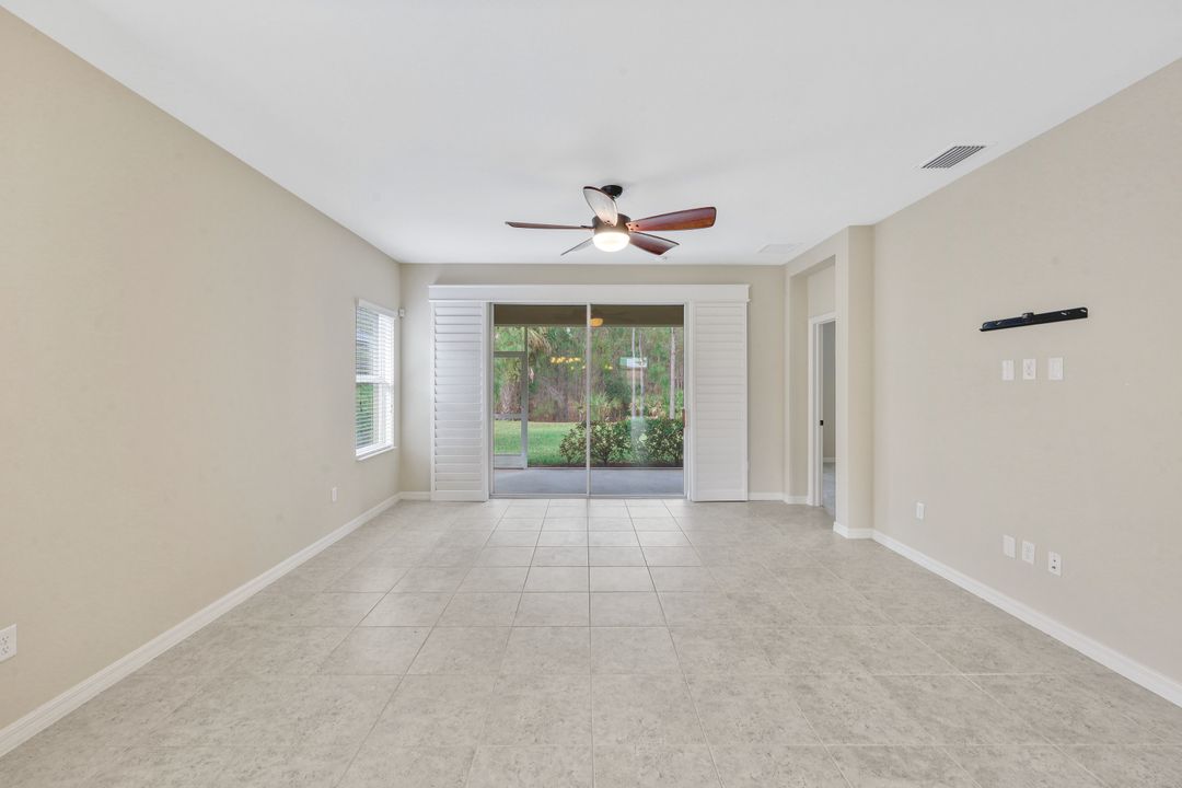 14451 Manchester Dr, Naples, FL 34114