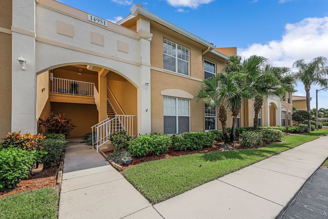 14951 Vista View Way #806, Fort Myers, FL 33919