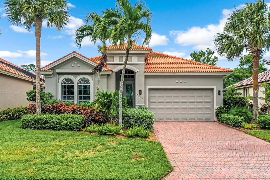 8898 Greenwich Hills Way, Fort Myers, FL 33908