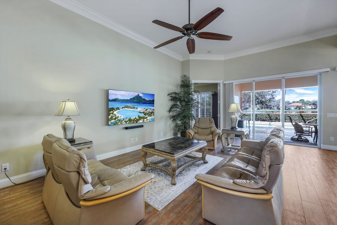 2992 Gilford Way, Naples, FL 34119