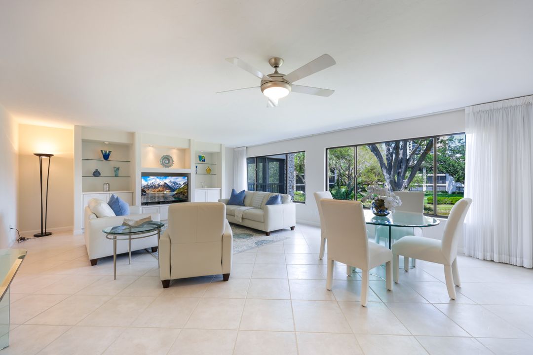 5954 Pelican Bay Blvd APT 223, Naples, FL 34108