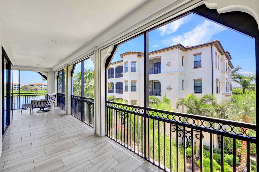 16440 Carrara Way #6-202, Naples, FL 34110