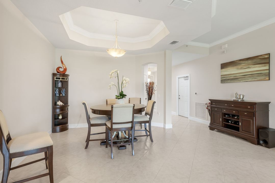 9204 Quartz Ln #101, Naples, FL 34120