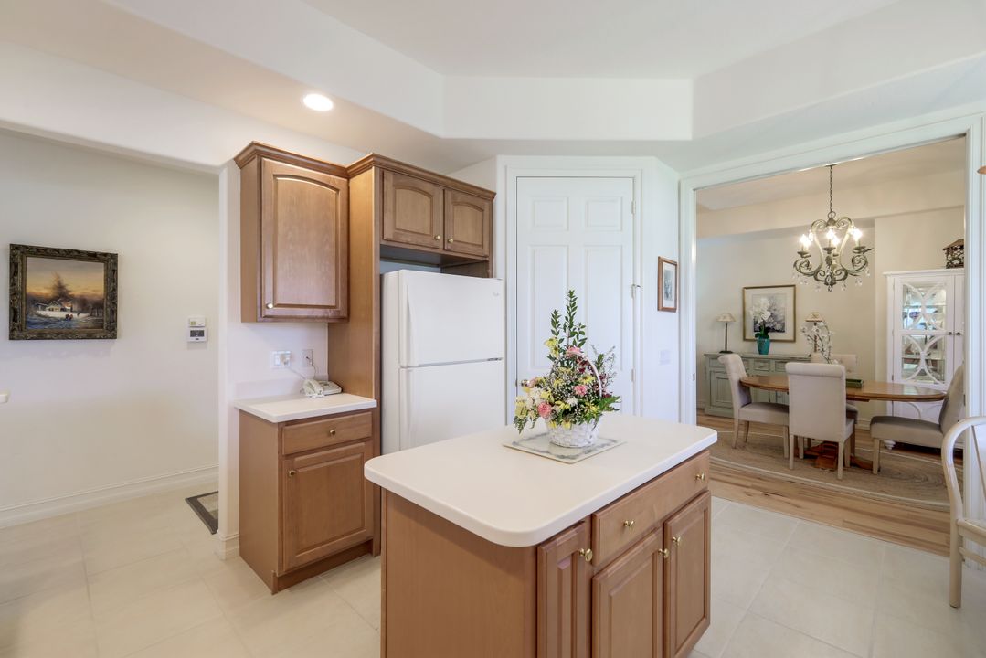 4728 Stratford Ct #34105, Naples, FL 34105