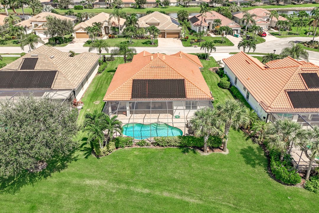 9412 Copper Rock Ct, Naples, FL 34120