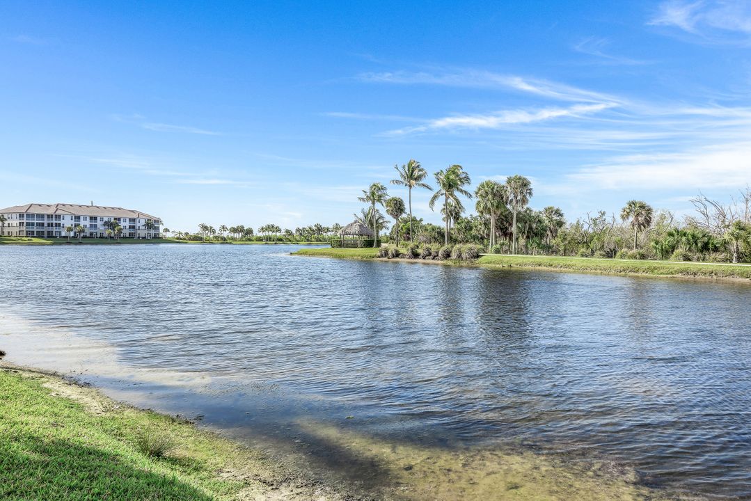 9111 Southmont Cove #404, Fort Myers, FL 33908