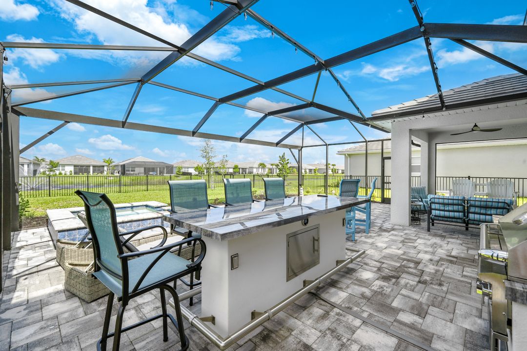 28190 Captiva Shell Lp, Bonita Springs, FL 34135