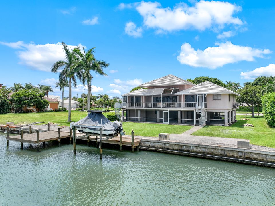 1041 S Barfield Dr, Marco Island, FL 34145