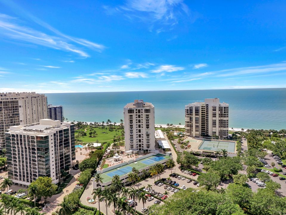 4041 Gulf Shore Blvd N #503, Naples, FL 34103