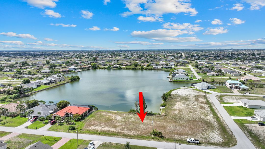 306 NE 19th St, Cape Coral, FL 33909