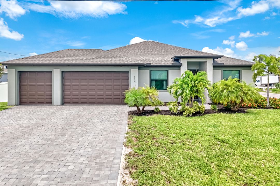 124 SW 10th Pl, Cape Coral, FL 33991