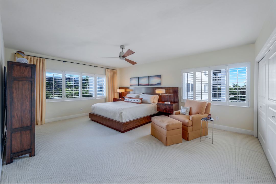 3401 Gulf Shore Blvd N #203, Naples, FL 34103