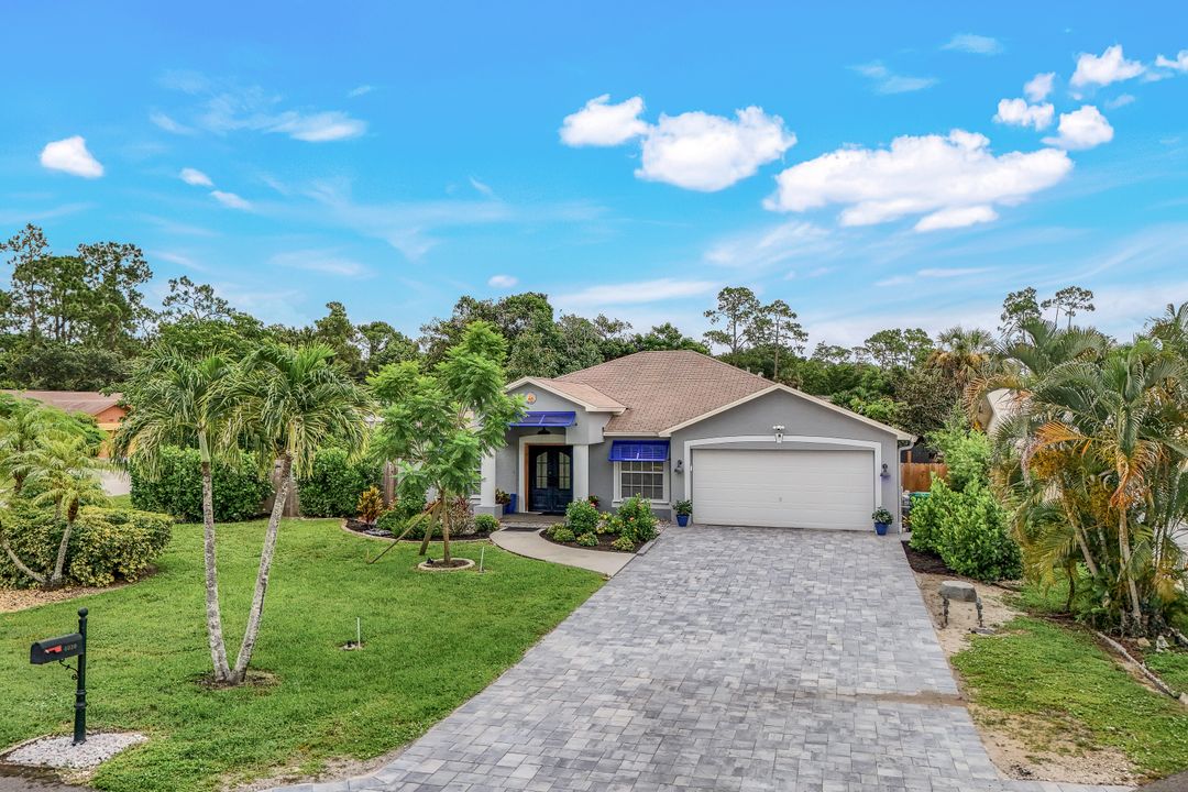 4020 Lupine Ln, Naples, FL 34112