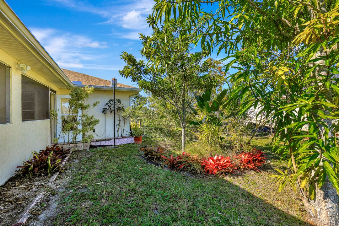 347 NE 27th St, Cape Coral, FL 33909