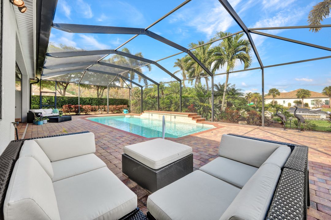 9341 Slate Ct, Naples, FL 34120