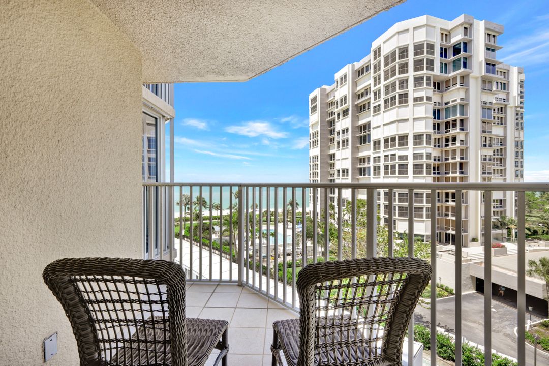 4041 Gulf Shore Blvd N #503, Naples, FL 34103