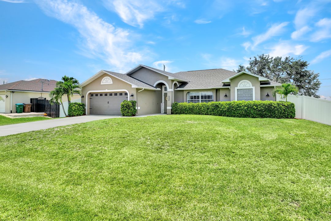 512 NE 2nd Ave, Cape Coral, FL 33909