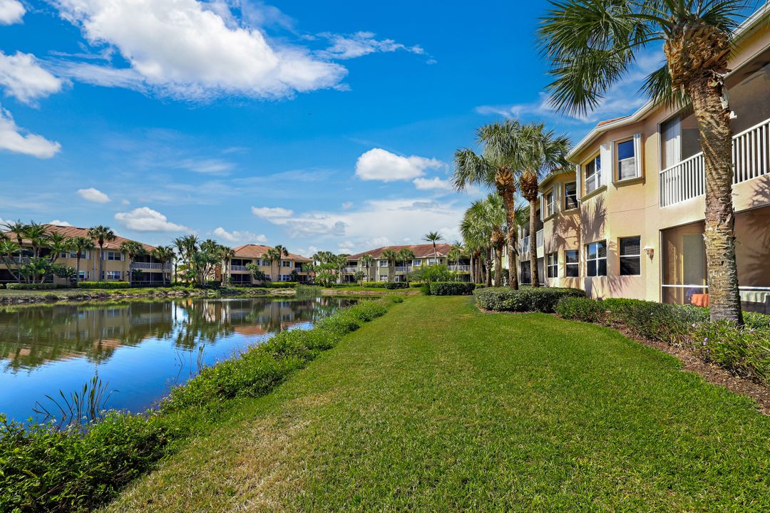 3200 Sea Haven Ct #1, North Fort Myers, FL 33903