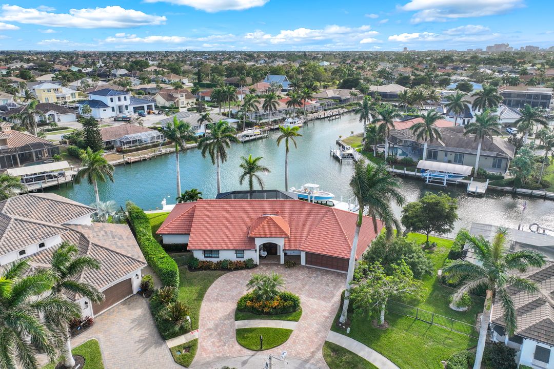 444 Balsam Ct, Marco Island, FL 34145