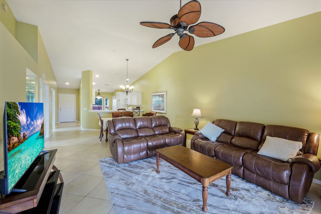 2790 Cypress Trace Cir #2228, Naples, FL 34119