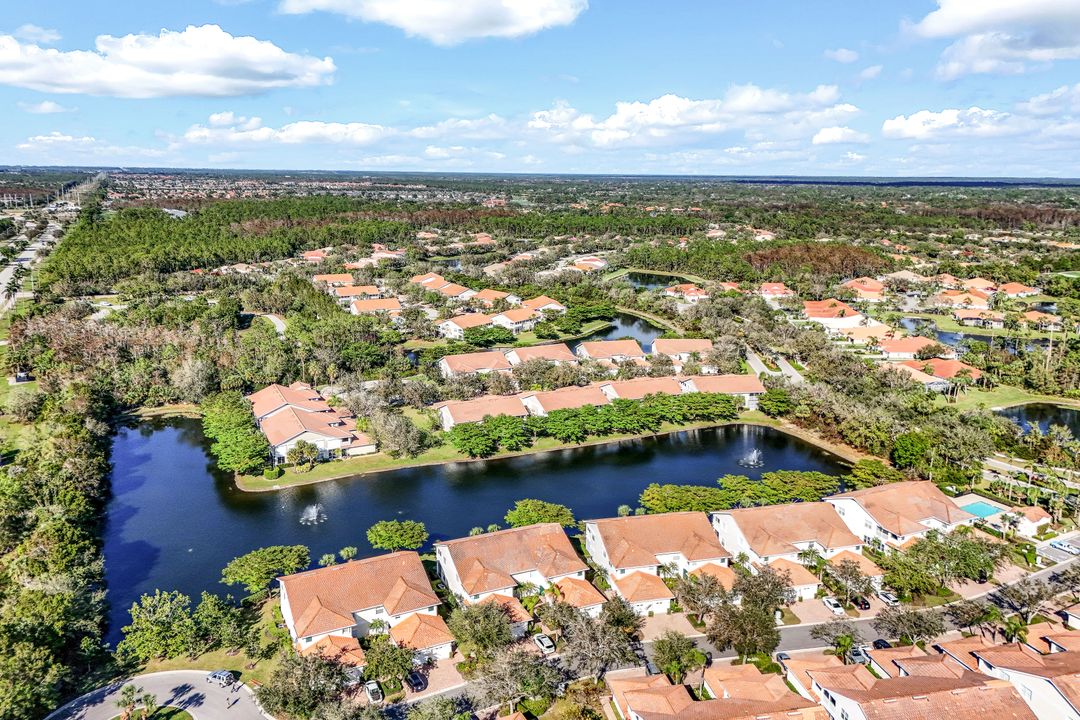 5645 Northboro Dr #202, Naples, FL 34110