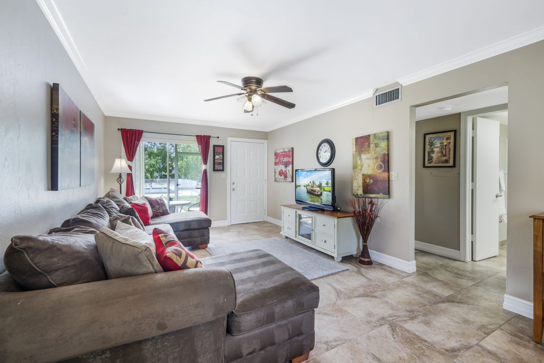 1275 7th Ave N #203, Naples, FL 34102