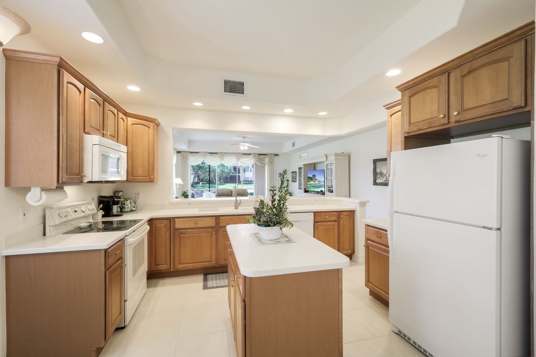 4728 Stratford Ct #34105, Naples, FL 34105