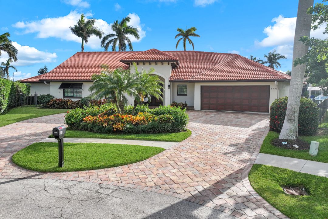 444 Balsam Ct, Marco Island, FL 34145