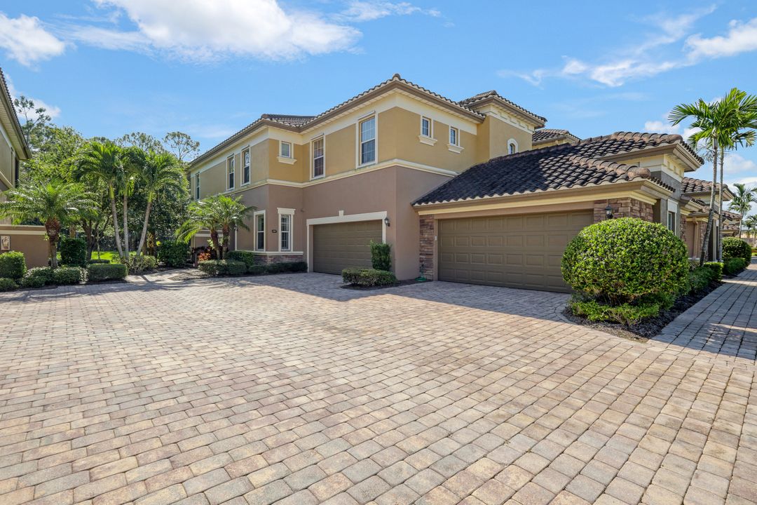 9516 Ironstone Terrace #101, Naples, FL 34120