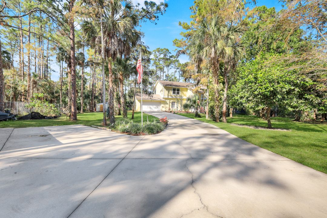 271 Wilson Blvd S, Naples, FL 34117