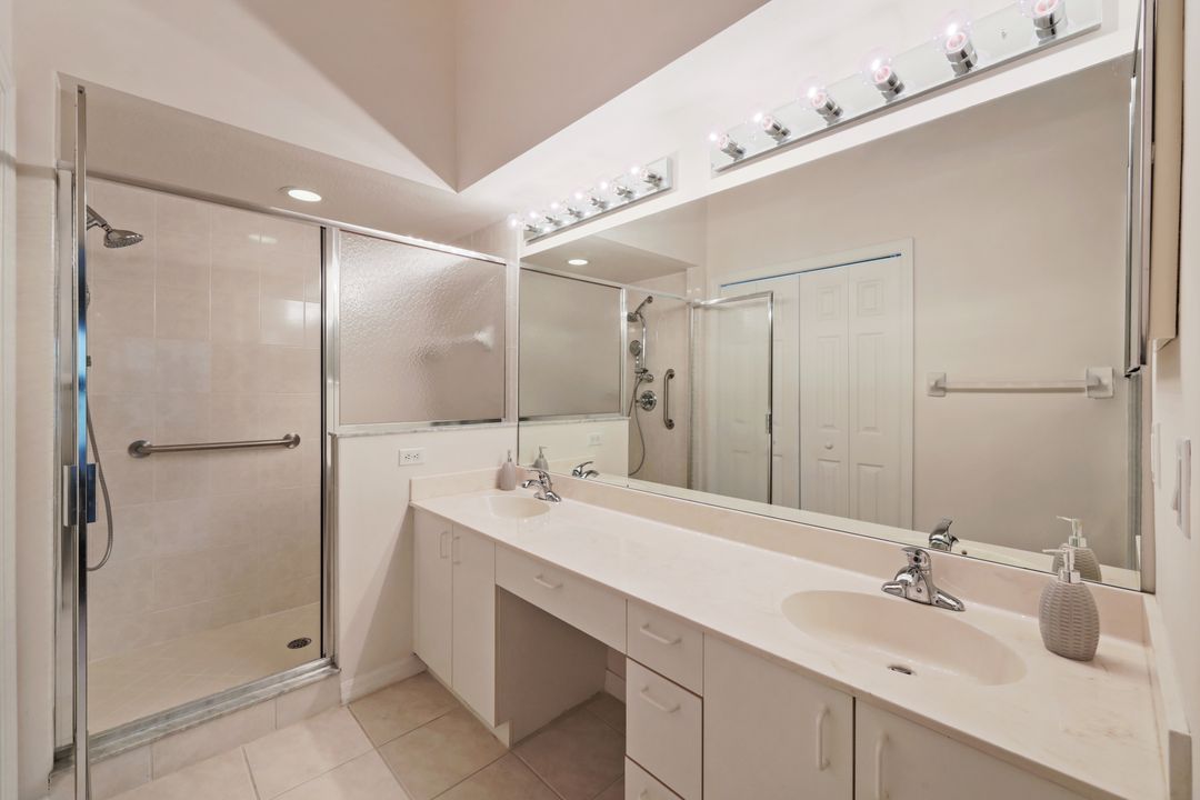 6350 Lexington Ct #201, Naples, FL 34110