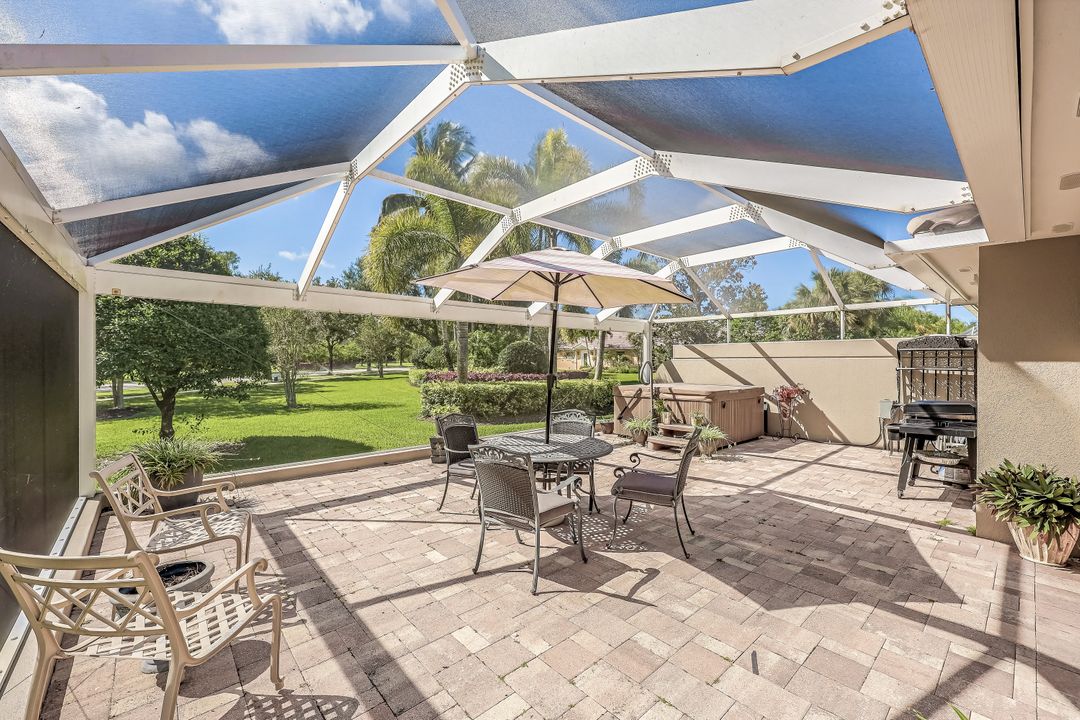 15417 Queen Angel Way, Bonita Springs, FL 34135