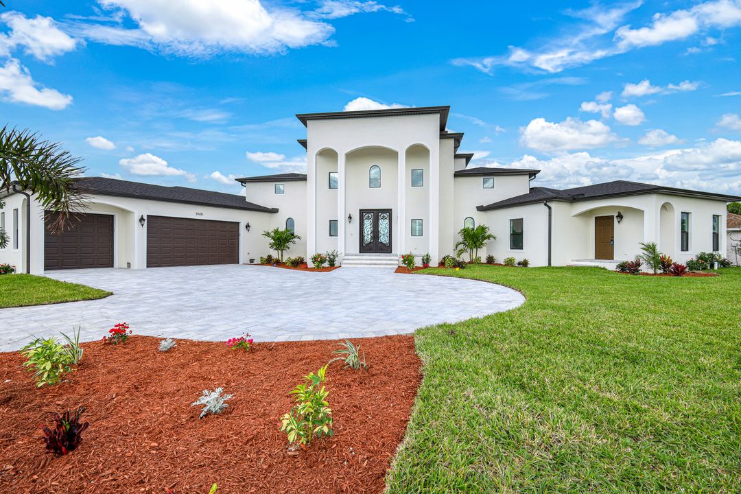 3505 NW 44th Ave, Cape Coral, FL 33993