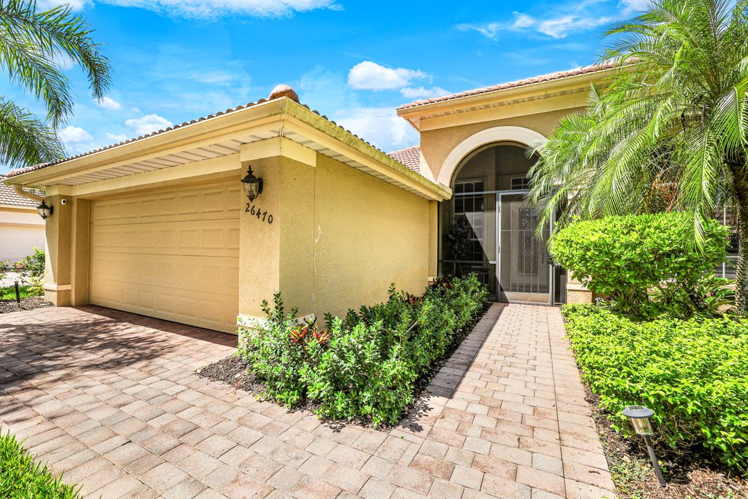 26470 Doverstone St, Bonita Springs, FL 34135