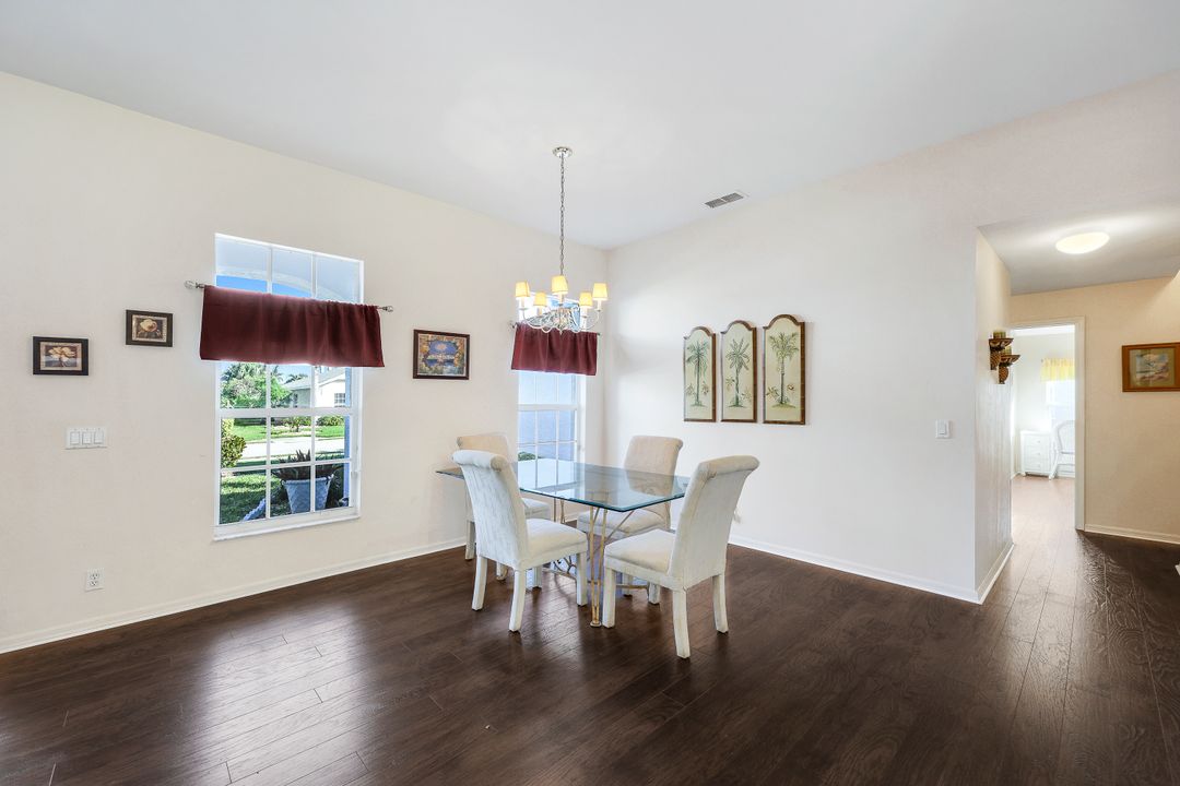 23353 Olde Meadowbrook Cir, Bonita Springs, FL 34134