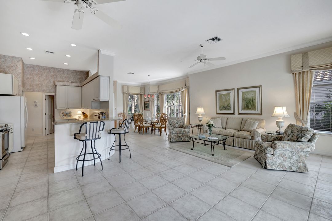 24813 Hollybrier Ln, Bonita Springs, FL 34134