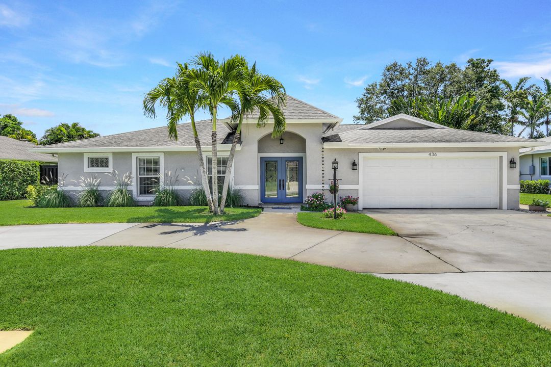 436 Palm River Blvd, Naples, FL 34110