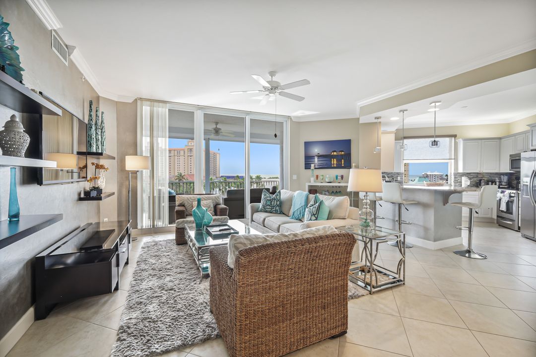 400 Flagship Dr #602, Naples, FL 34108